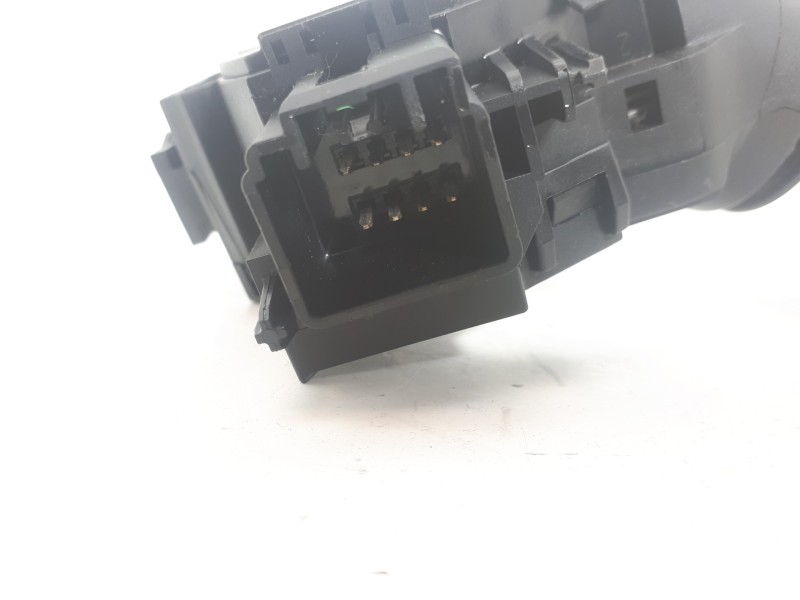 Recambio de mando intermitentes para ford fiesta (cb1) econetic referencia OEM IAM 8A6T13335CC  