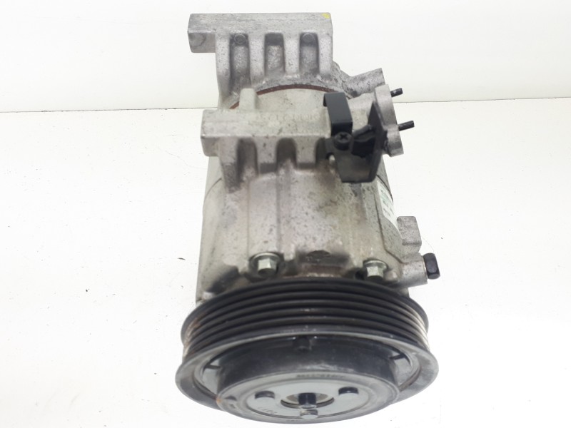 Recambio de compresor aire acondicionado para kia ceed concept referencia OEM IAM CA500JDCCF04  