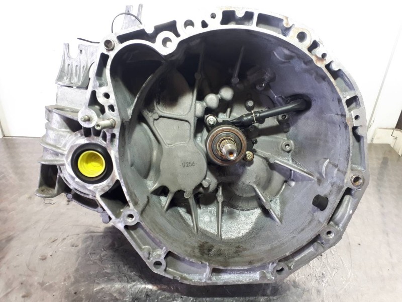 Recambio de caja cambios para renault megane ii berlina 3p confort authentique referencia OEM IAM ND0008  