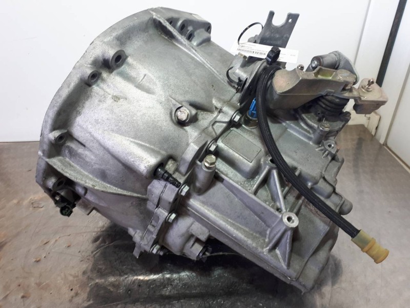 Recambio de caja cambios para renault megane ii berlina 3p confort authentique referencia OEM IAM ND0008  