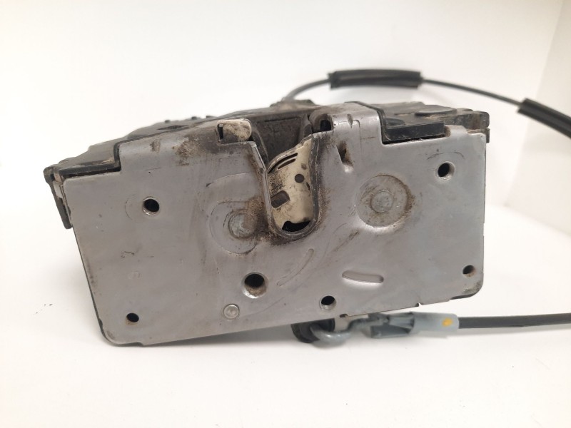 Recambio de cerradura puerta delantera izquierda para opel corsa d navi referencia OEM IAM 13258271 2404120423B 0325407955