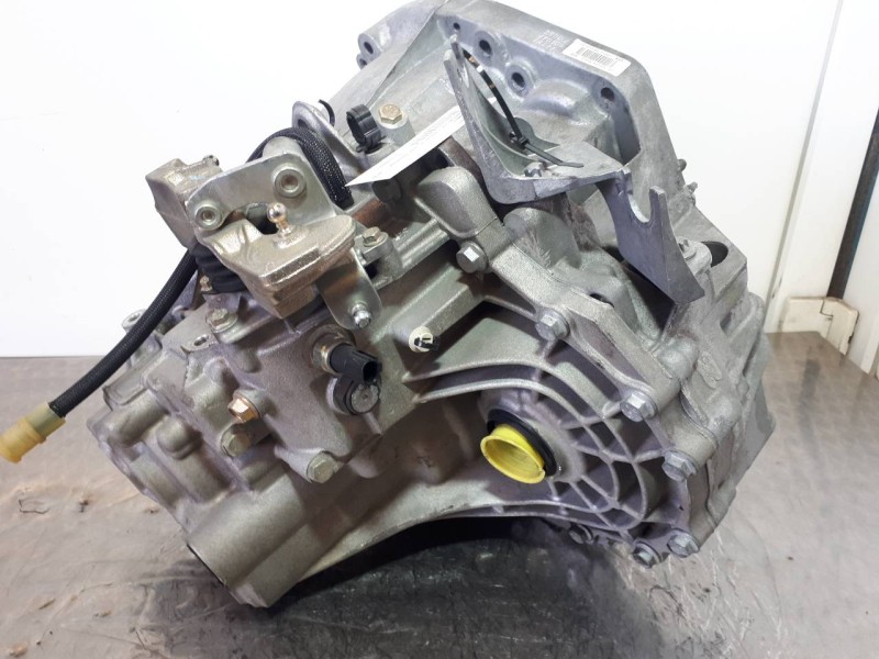 Recambio de caja cambios para renault megane ii berlina 3p confort authentique referencia OEM IAM ND0008  