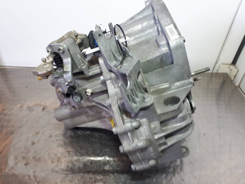 Recambio de caja cambios para renault megane ii berlina 3p confort authentique referencia OEM IAM ND0008  