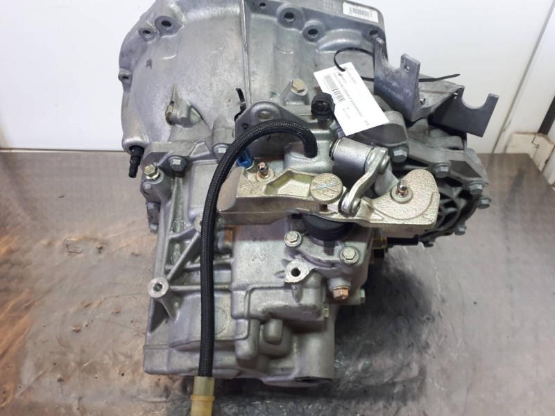 Recambio de caja cambios para renault megane ii berlina 3p confort authentique referencia OEM IAM ND0008  