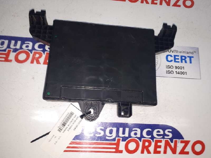 Recambio de caja reles / fusibles para opel astra j lim. excellence referencia OEM IAM 13368651 1110138AA UJ