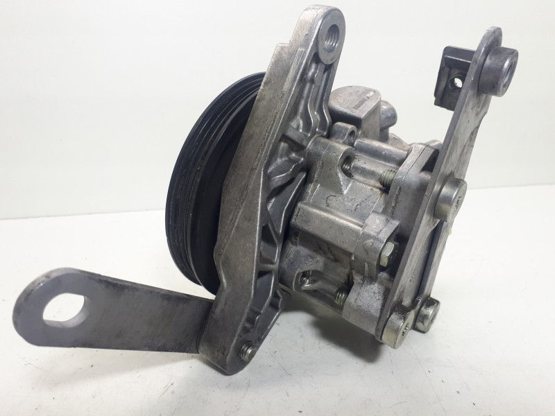 Recambio de bomba direccion para bmw mini (r50,r53) one d referencia OEM IAM 676355601 7690974121 
