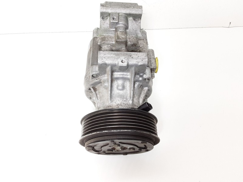 Recambio de compresor aire acondicionado para ford ka (ccu) urban referencia OEM IAM 5A7975600517469310 SCSC06 
