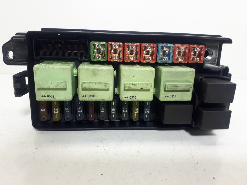 Recambio de caja reles / fusibles para bmw mini (r50,r53) one d referencia OEM IAM 690660402 191515070703 