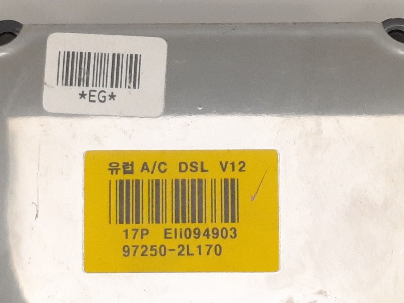 Recambio de mando climatizador para hyundai i30 classic referencia OEM IAM 972502L170 17PELI094903 
