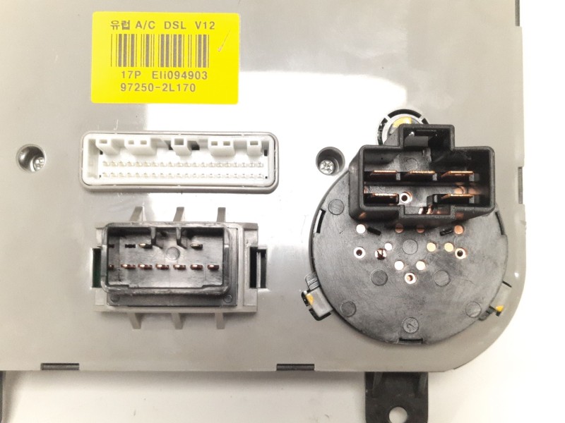 Recambio de mando climatizador para hyundai i30 classic referencia OEM IAM 972502L170 17PELI094903 