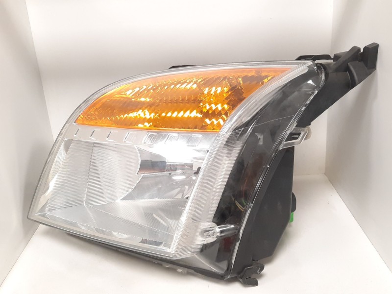 Recambio de faro izquierdo para ford fusion (cbk) 1.4 tdci cat referencia OEM IAM  32863 