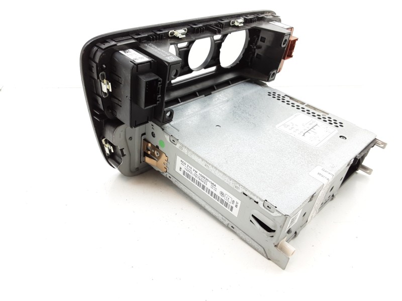 Recambio de sistema audio / radio cd para volkswagen up! (121) black up! referencia OEM IAM 1S0035156A  