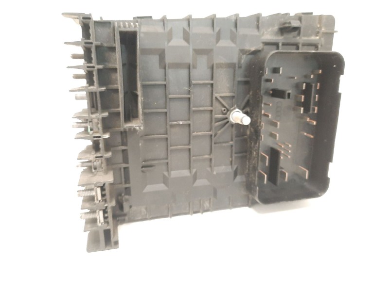 Recambio de caja reles / fusibles para skoda octavia ii (1z3) 1.9 tdi referencia OEM IAM 1K0937125A  