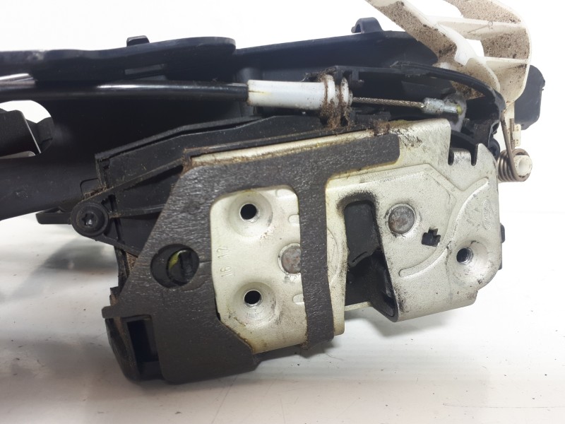 Recambio de cerradura puerta delantera derecha para ford fiesta (cb1) econetic referencia OEM IAM 8A6AA21812BJ  