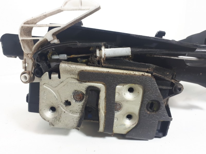 Recambio de cerradura puerta delantera izquierda para ford fiesta (cb1) econetic referencia OEM IAM 8A6A21813AJ  