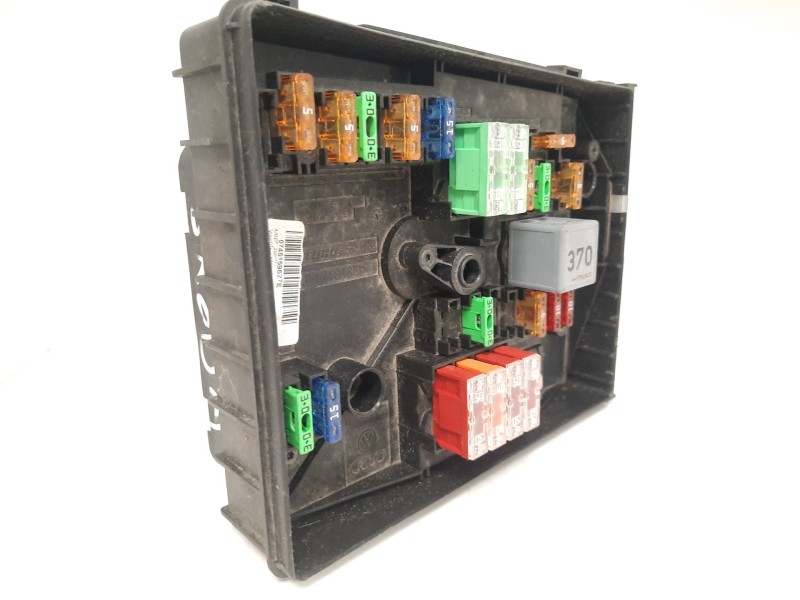 Recambio de caja reles / fusibles para skoda octavia ii (1z3) 1.9 tdi referencia OEM IAM 1K0937125A  