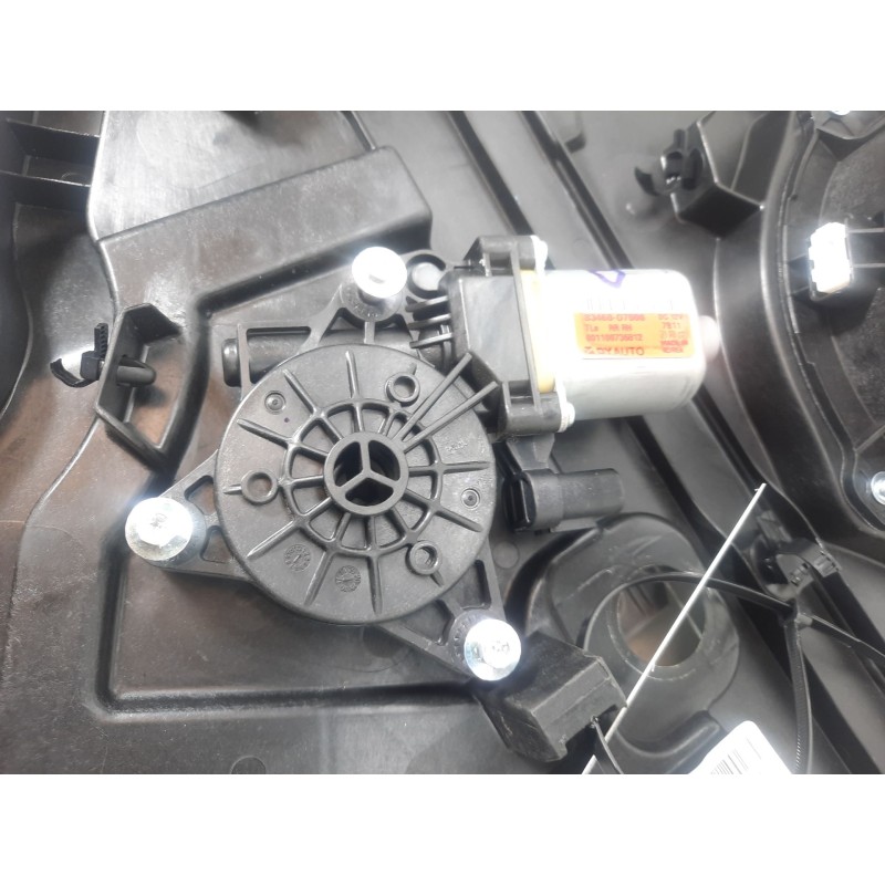 Recambio de elevalunas trasero derecho para hyundai tucson (tl, tle) 2.0 crdi referencia OEM IAM 83460D7000 001100736812 TLERRRH