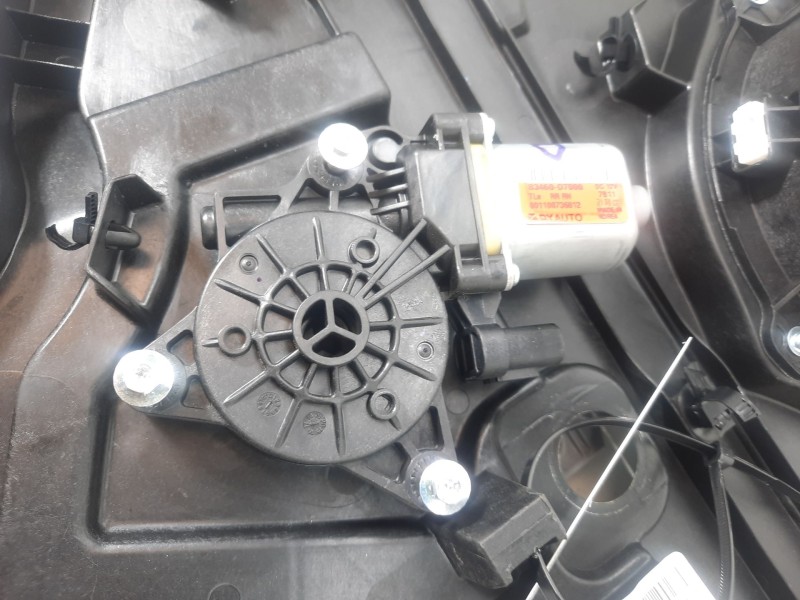 Recambio de elevalunas trasero derecho para hyundai tucson (tl, tle) 2.0 crdi referencia OEM IAM 83460D7000 001100736812 TLERRRH