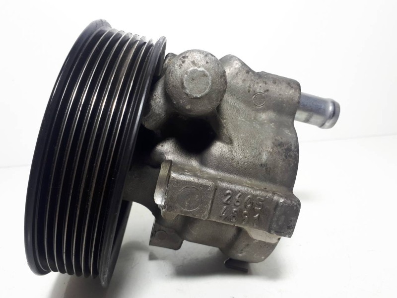 Recambio de bomba direccion para nissan primastar (x..) avantour l1h1 2,7 t / 7-sitzer referencia OEM IAM 8200024738 26146338 