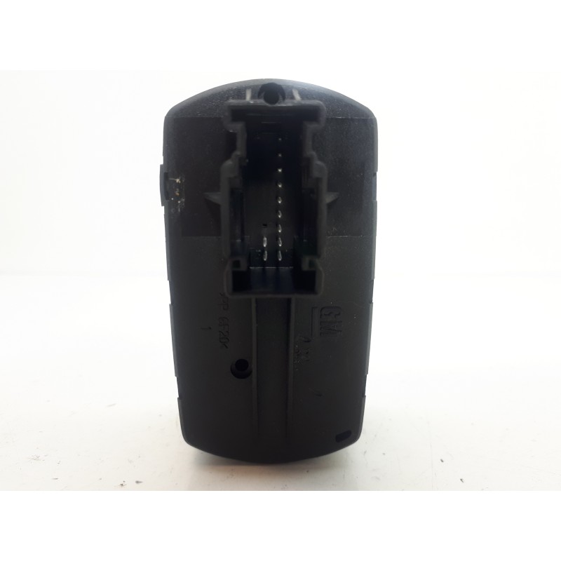 Recambio de mando elevalunas delantero izquierdo para opel corsa d corsavan referencia OEM IAM 13258521AA 315625731 