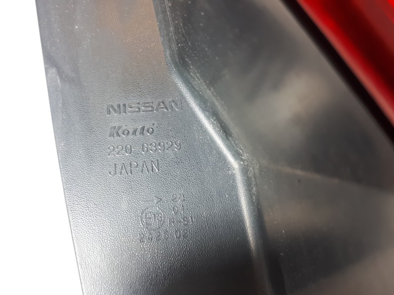 Recambio de piloto trasero derecho para nissan x-trail (t31) le referencia OEM IAM 22063929  