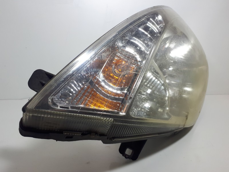 Recambio de faro derecho para nissan primastar (x..) avantour l1h1 2,7 t / 7-sitzer referencia OEM IAM 8200701356 93859830 