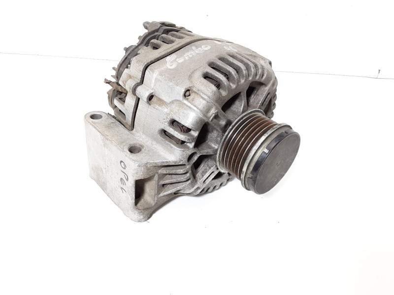 Recambio de alternador para opel corsa d navi referencia OEM IAM   