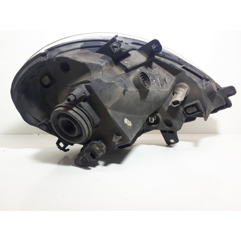 Recambio de faro derecho para nissan primastar (x..) avantour l1h1 2,7 t / 7-sitzer referencia OEM IAM 8200701356 93859830 