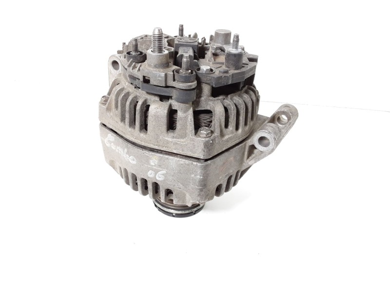 Recambio de alternador para opel corsa d navi referencia OEM IAM   