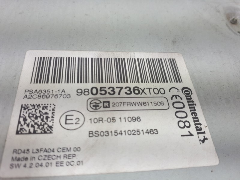 Recambio de sistema audio / radio cd para peugeot 5008 access referencia OEM IAM 98053736XT00  