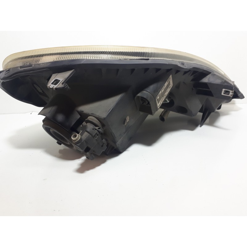 Recambio de faro izquierdo para nissan primastar (x..) avantour l1h1 2,7 t / 7-sitzer referencia OEM IAM 8200701354 93859829 