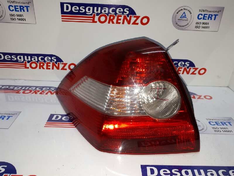 Recambio de piloto trasero izquierdo para renault megane ii classic berlina dynamique referencia OEM IAM 8200142682  