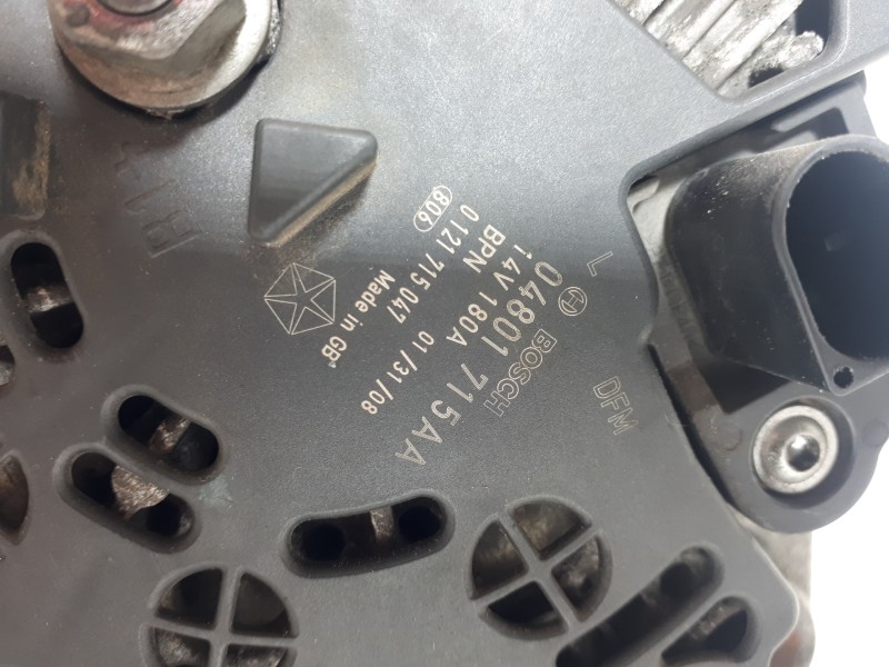 Recambio de alternador para dodge journey sxt cool family referencia OEM IAM 04801715AA 0121715047 180A