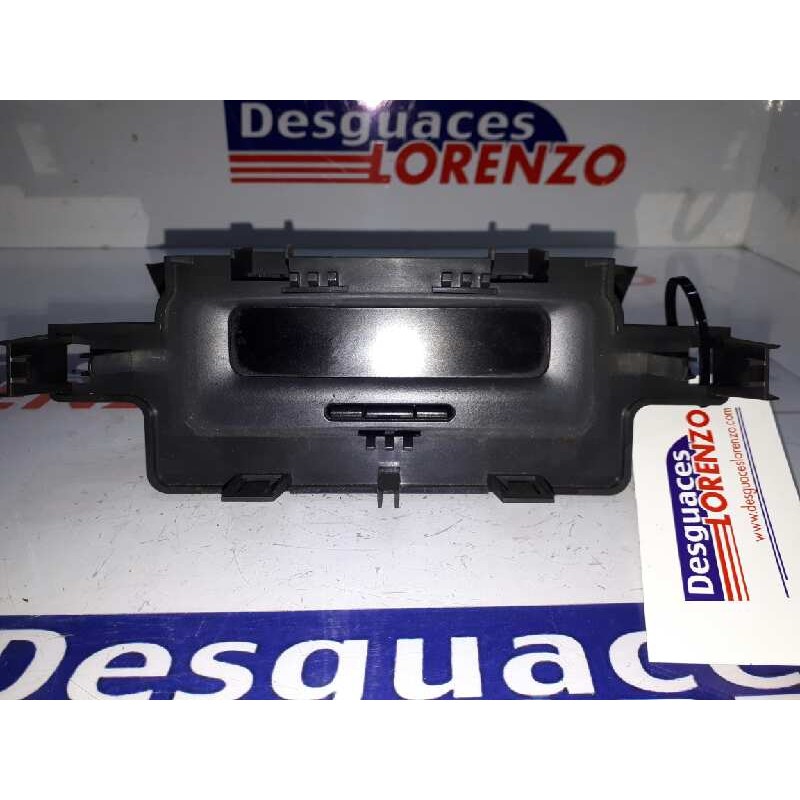 Recambio de pantalla multifuncion para renault megane ii classic berlina dynamique referencia OEM IAM 8200107839  