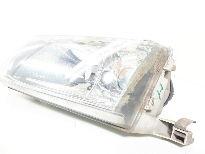 Recambio de faro izquierdo para skoda octavia berlina (1u2) ambiente referencia OEM IAM 1U1951015L  