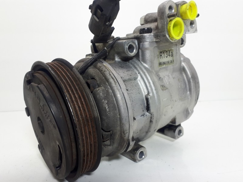 Recambio de compresor aire acondicionado para kia carnival ii 2.5 v6 ex referencia OEM IAM   