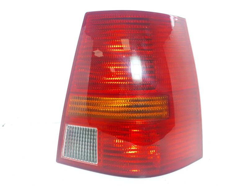 Recambio de piloto trasero derecho para volkswagen golf iv variant (1j5) highline referencia OEM IAM   