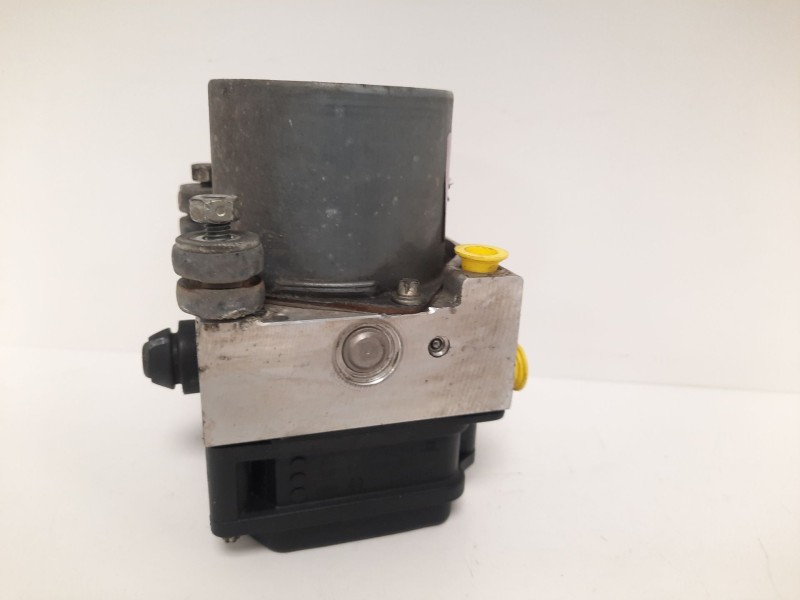 Recambio de abs para hyundai i30 classic referencia OEM IAM 026580063998909C0280 0265231956 58920-2L300 090925/1/3427