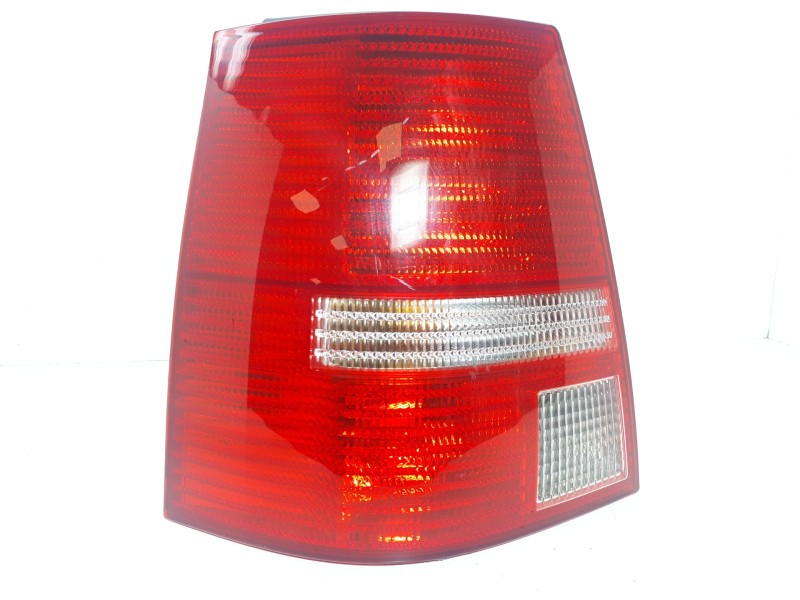 Recambio de piloto trasero izquierdo para volkswagen golf iv variant (1j5) highline referencia OEM IAM   