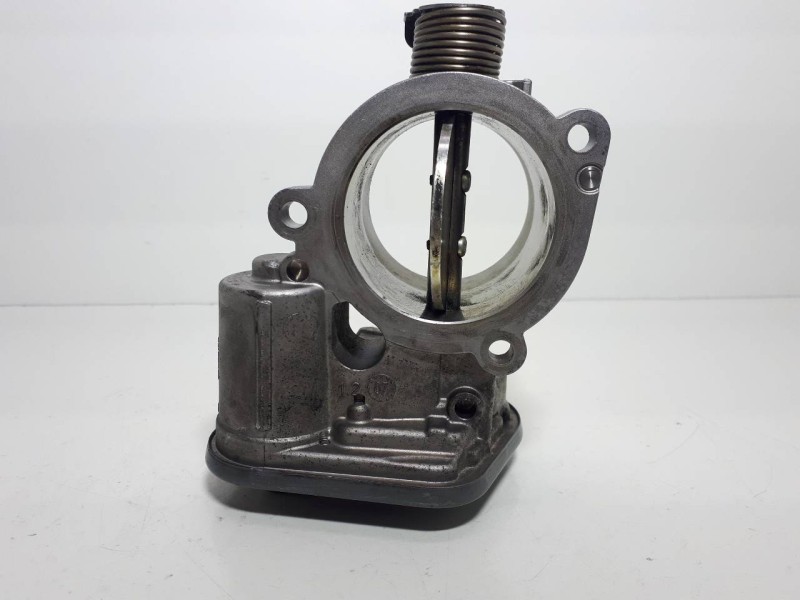 Recambio de caja mariposa para bmw serie 1 berlina (e81/e87) 118d referencia OEM IAM 780437301  