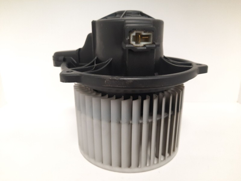 Recambio de motor calefaccion para hyundai i30 classic referencia OEM IAM F00S33F023  