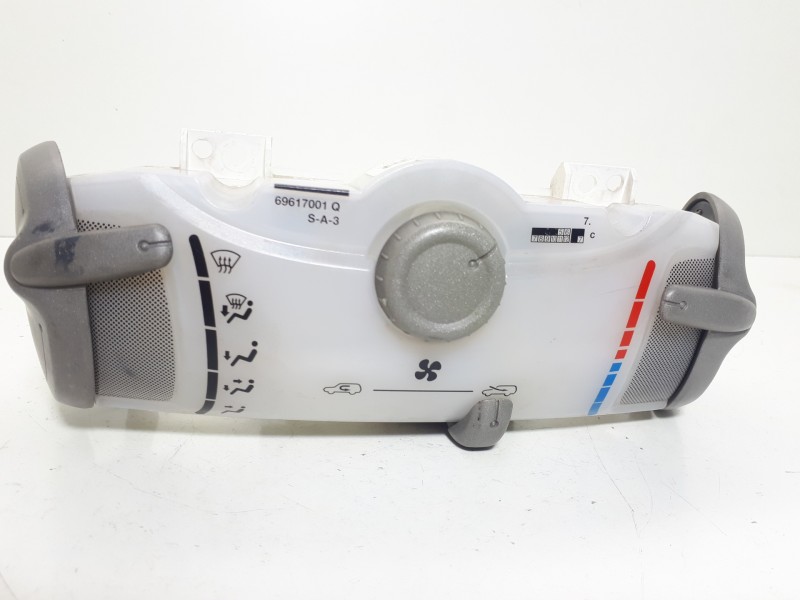 Recambio de mando calefaccion / aire acondicionado para toyota aygo (kgb/wnb) city referencia OEM IAM 559000H220 P69610001A753NR