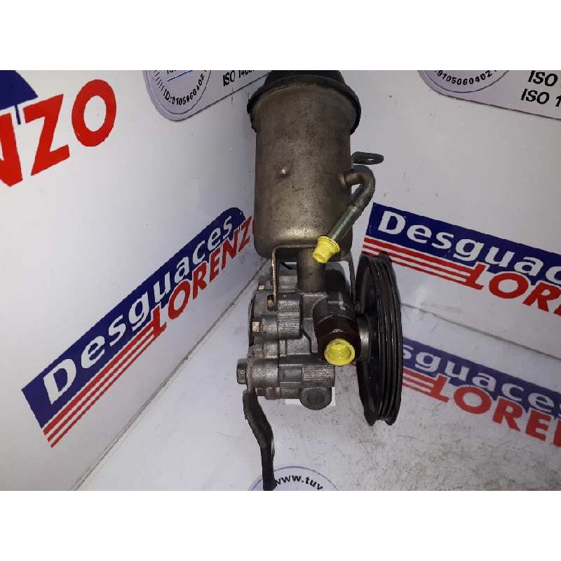 Recambio de bomba direccion para toyota yaris (ncp1/nlp1/scp1) 1.4 d-4d linea luna referencia OEM IAM 4431052160  
