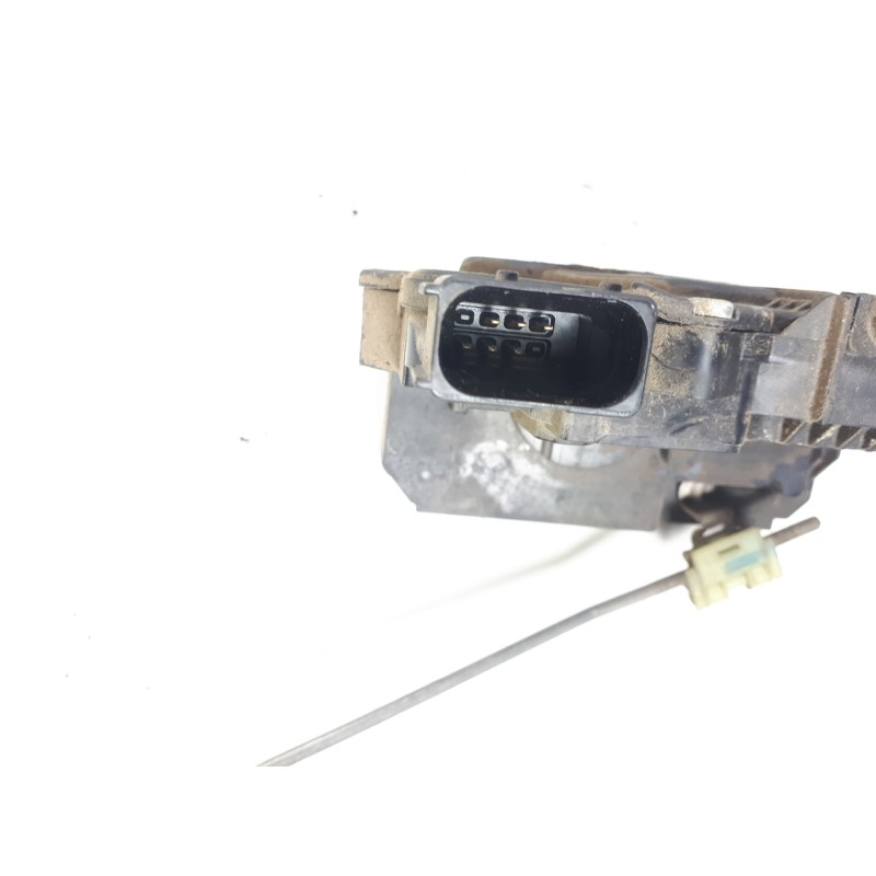 Recambio de cerradura puerta delantera derecha para opel corsa d corsavan referencia OEM IAM 13258274  