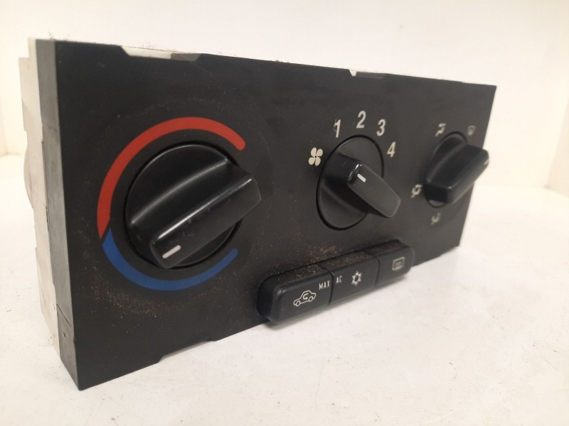 Recambio de mando calefaccion / aire acondicionado para opel zafira a comfort referencia OEM IAM 024420732 90559839 56341