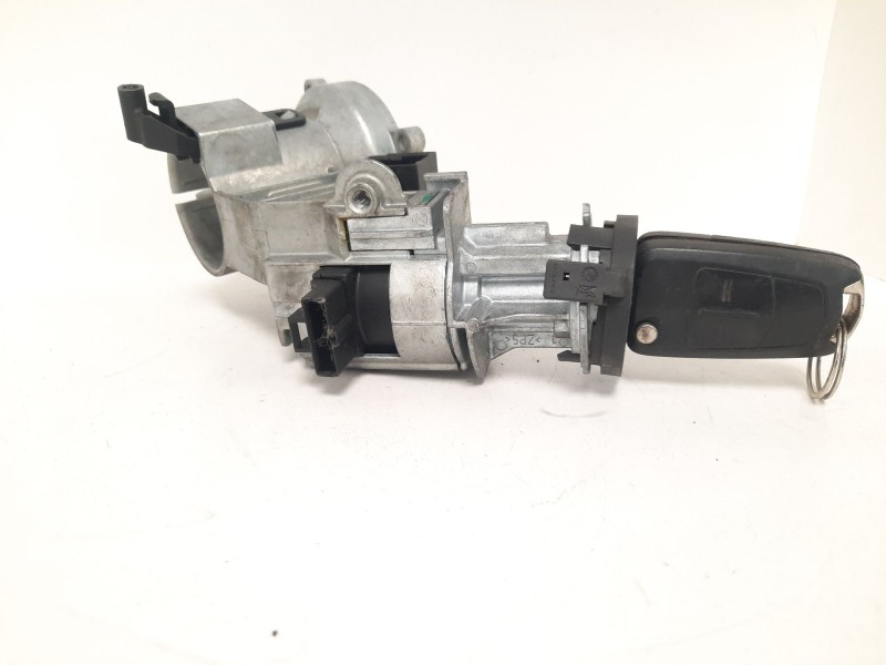 Recambio de conmutador de arranque para opel corsa d catch me referencia OEM IAM 09180562  
