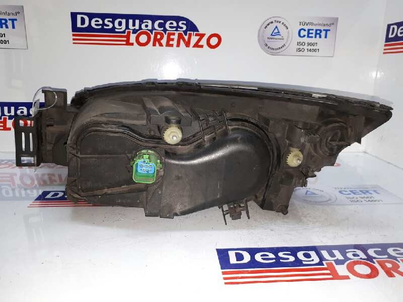 Recambio de faro derecho para ford mondeo berlina (ge) trend referencia OEM IAM 1435619  