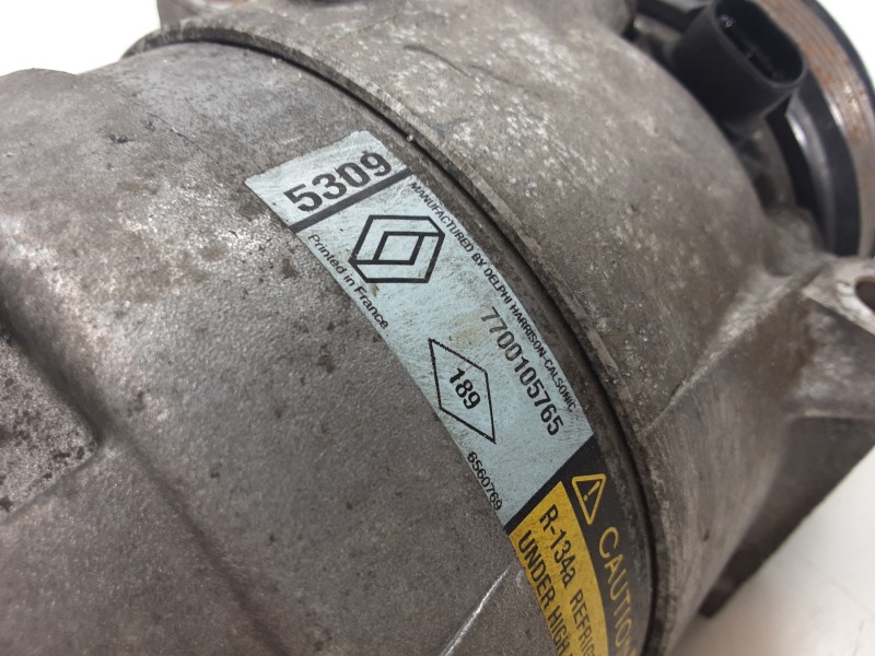 Recambio de compresor aire acondicionado para renault megane i fase 2 berlina (ba0) 1.9 dci authentique referencia OEM IAM 77001