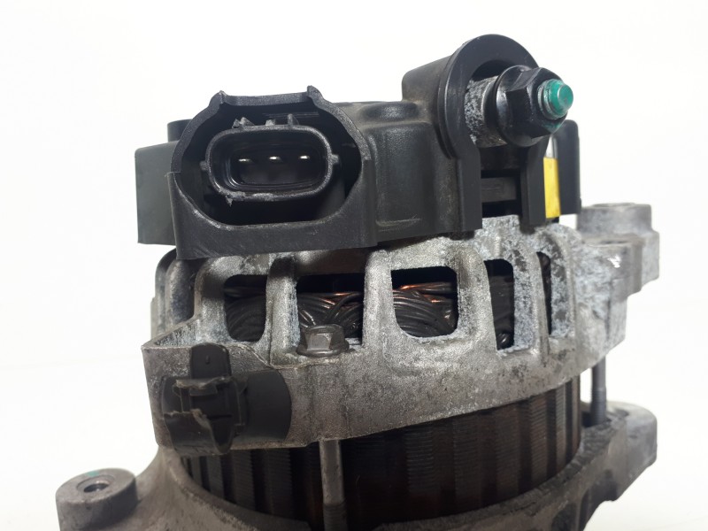Recambio de alternador para kia rio basic referencia OEM IAM 3730003350 2614287 90A