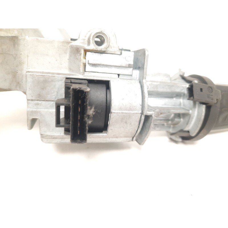 Recambio de conmutador de arranque para opel corsa d catch me referencia OEM IAM 09180562  